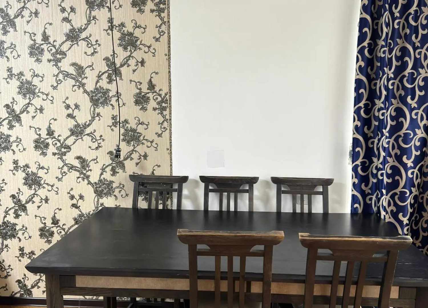 Уютная 3Х Комнатная Квартира В Золотом Квадрате Almaty Apartmán